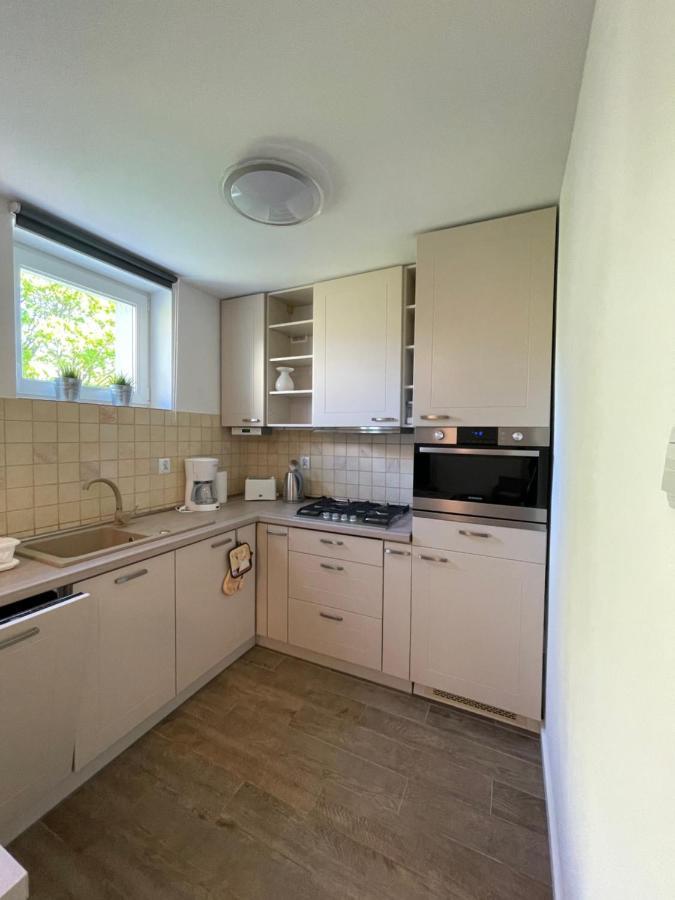 Al-Dom Apartamenty Apartament Zaciszny Колобжег Экстерьер фото